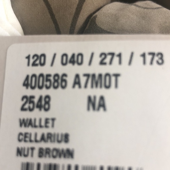 Authentic Gucci wallet NEVER USED - Picture 4 of 6